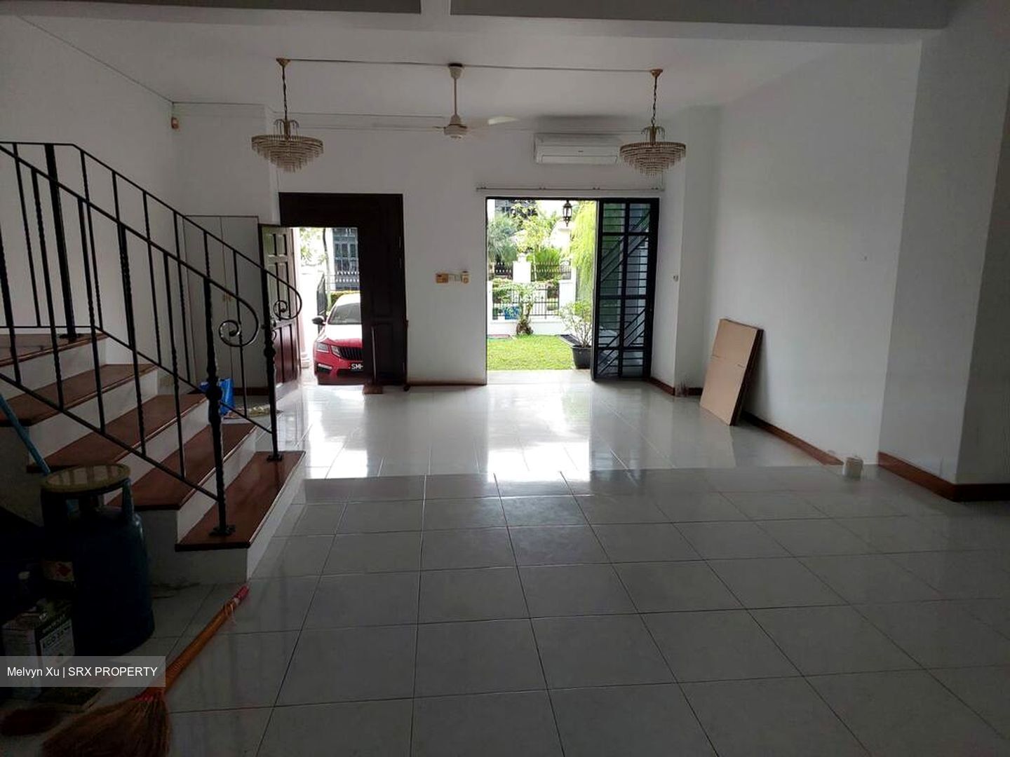 Stratton Park (D28), Terrace #454315031